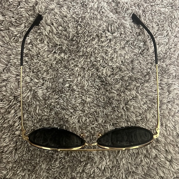 Burberry Sunglasses for sale at almost a third of the original price - Picture 2 of 6